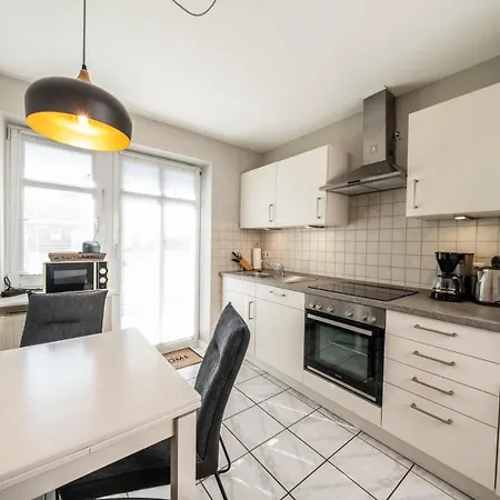 Moderne Doppelhaushaelfte Nahe Und Deich In Nyaraló