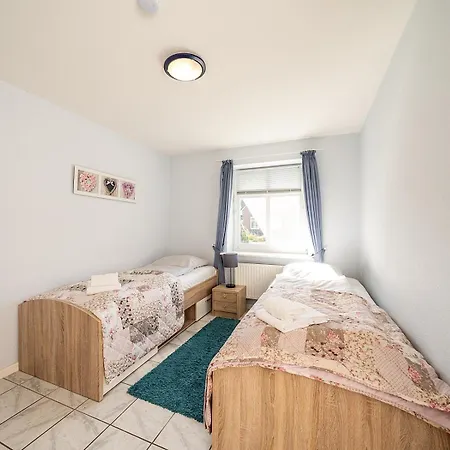 Moderne Doppelhaushaelfte Nahe Und Deich In * Dagebüll