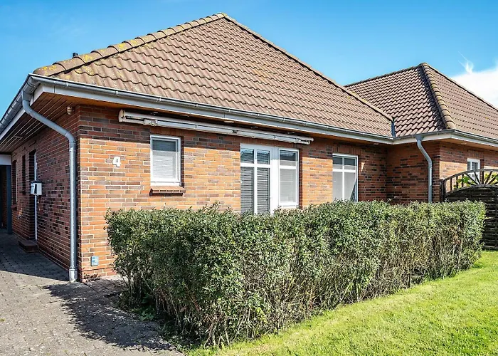 Moderne Doppelhaushaelfte Nahe Und Deich In Semesterbostad *