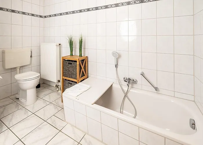 Moderne Doppelhaushaelfte Nahe Und Deich In